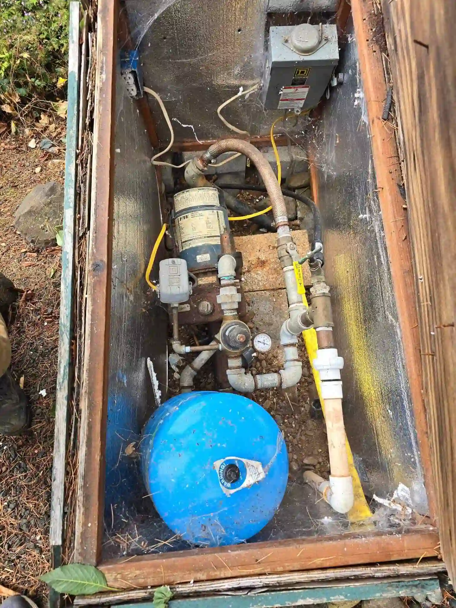 Well-pump1-jpg (1)